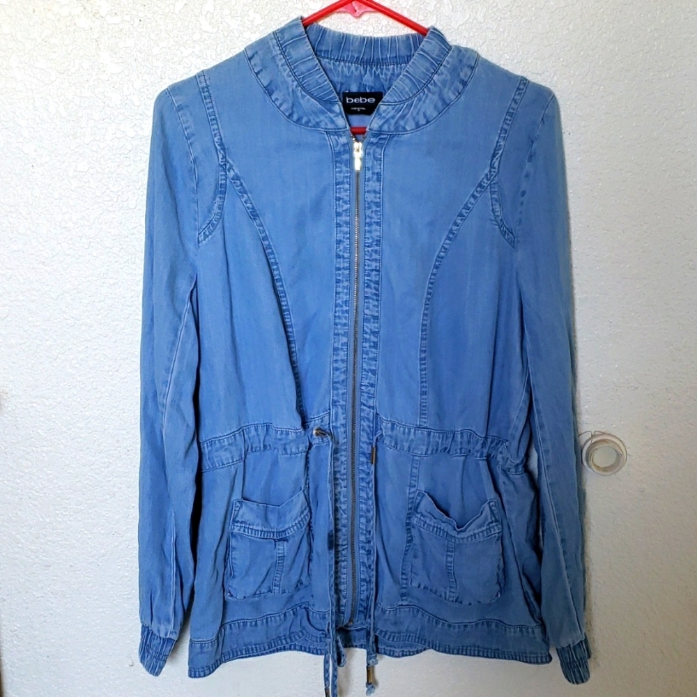 Bebe light jacket size m